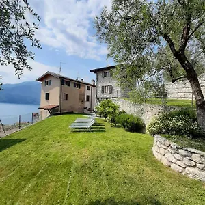 https://casa-villa-sommavilla.hotelinveneto.com